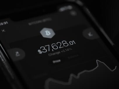 cryptoassets-legal-essence-risks-regulation